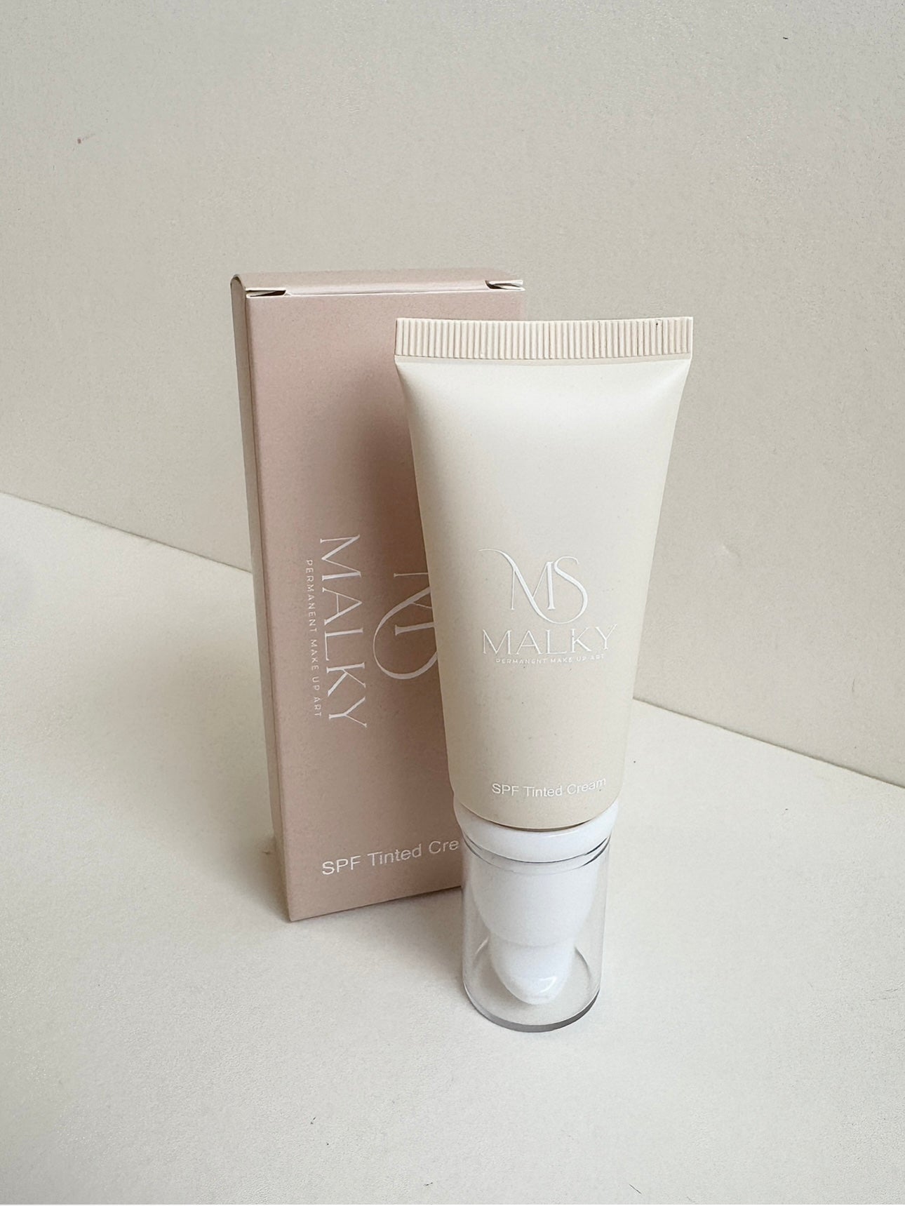 The glow guard- Tinted SPF Moisturizer