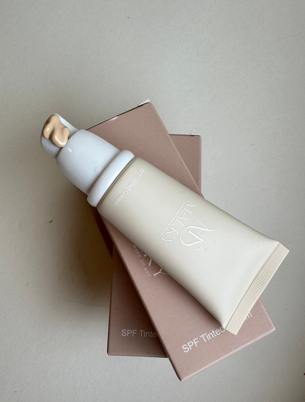 The glow guard- Tinted SPF Moisturizer