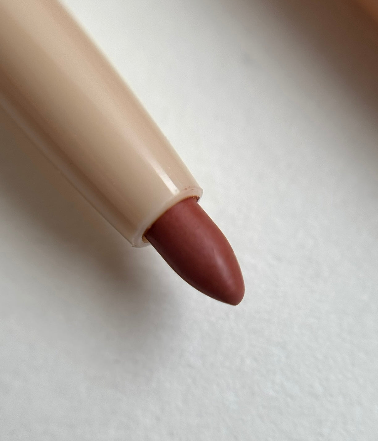 The silk liner- MS Lip liner